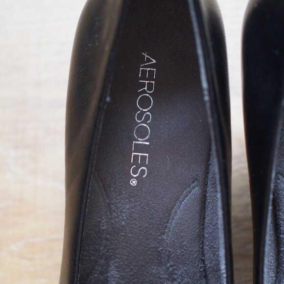 Aerosoles | NWOT Black Pumps - Picture 2 of 5